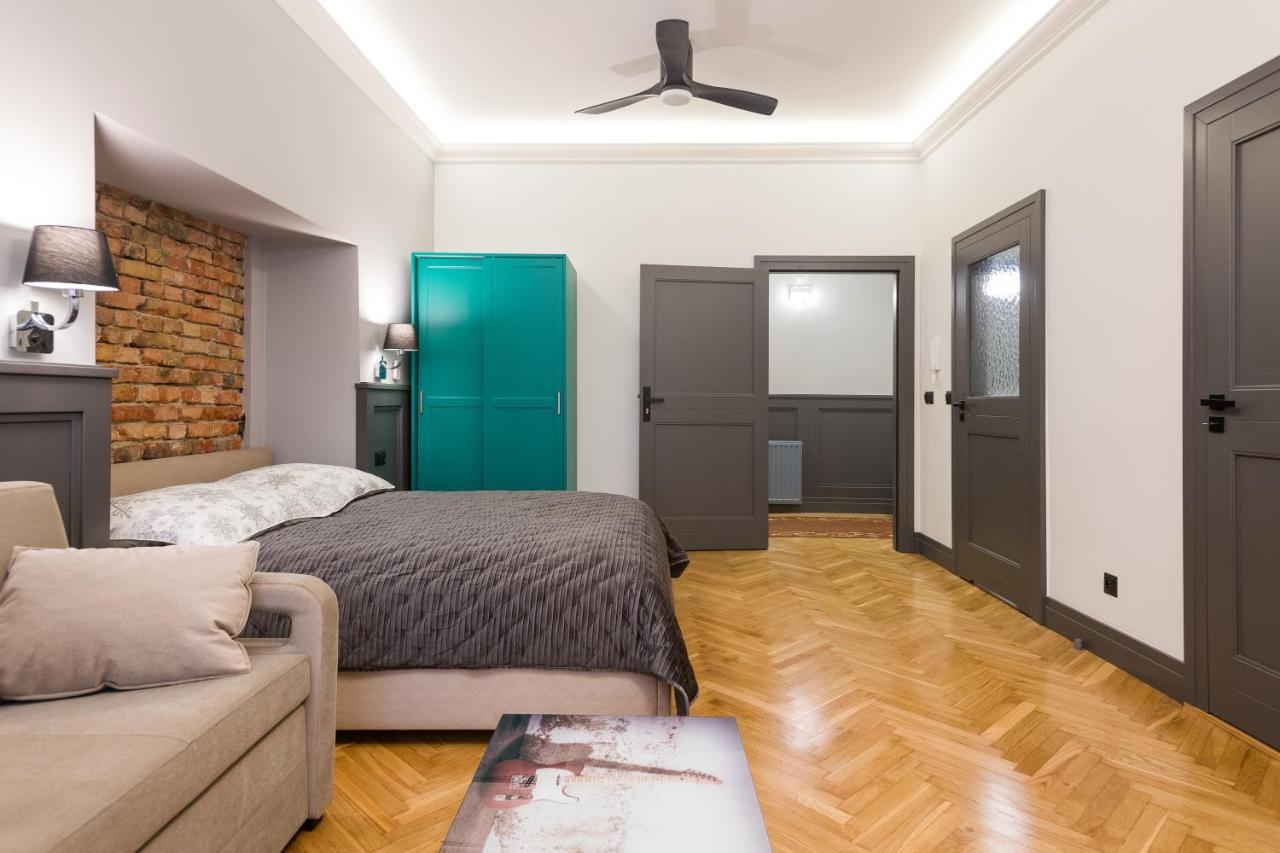 Luxury Apartment At The Main Square Tomasza Street คราคูฟ ภายนอก รูปภาพ